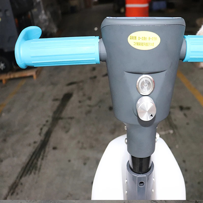 KEYU mini walk-behind electric floor sweeper is easy to operate floor cleaning machine cleaning equipment