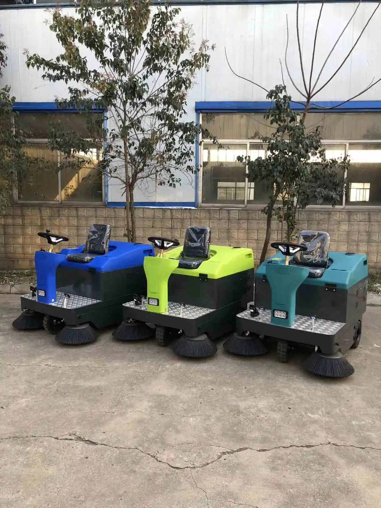 Vol-1400 Electric Street Sweeper Cleaning Machine Floor Ride On Scrubber Automatic Oem